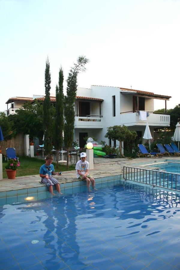 Proimos Maisonnettes foto 4