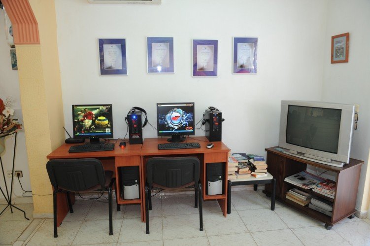 Chrysanthi Hotel - Studios & Apartments Pefkos image 2