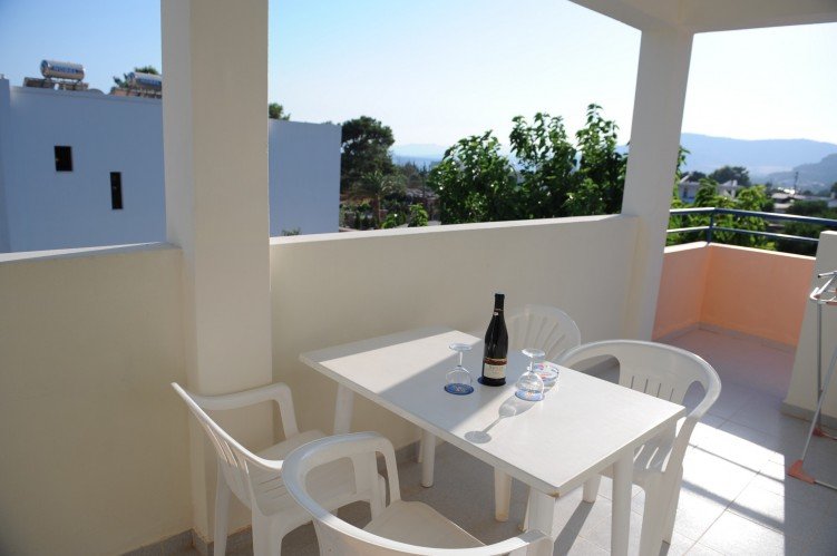 Chrysanthi Hotel - Studios & Apartments Pefkos foto 10