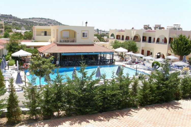 Chrysanthi Hotel - Studios & Apartments Pefkos.