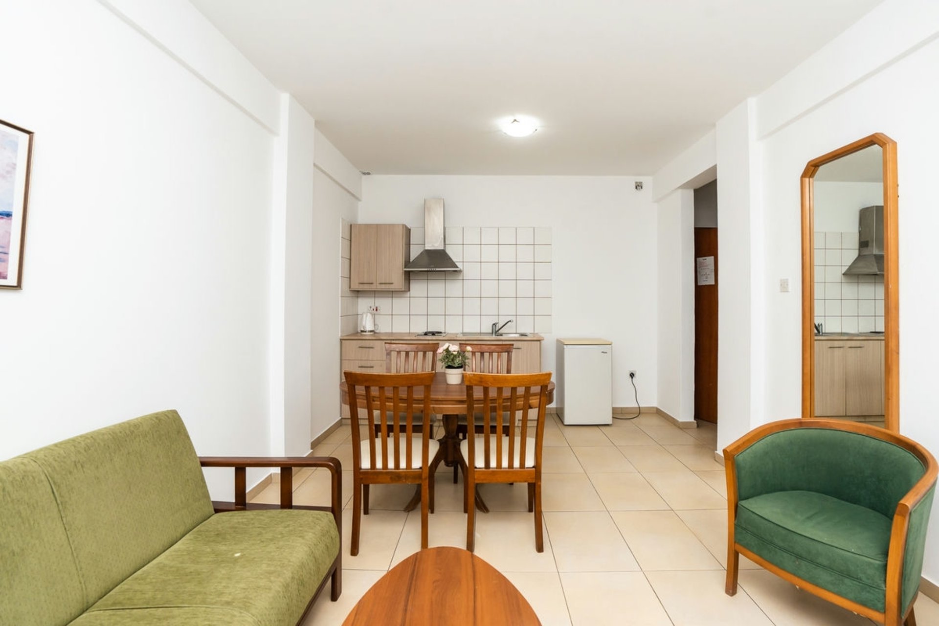 Flora Hotel Apartments foto 13
