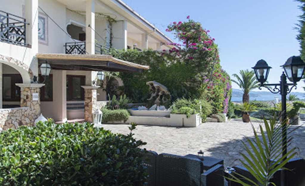 Hotel Palau image 1