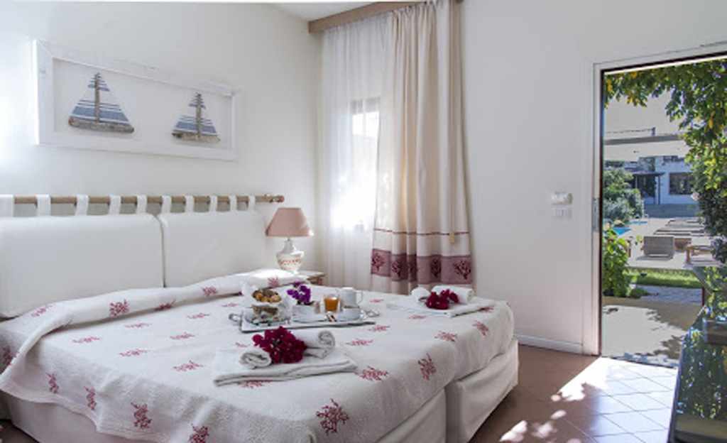 Kamer met twee aparte bedden — Hotel Palau