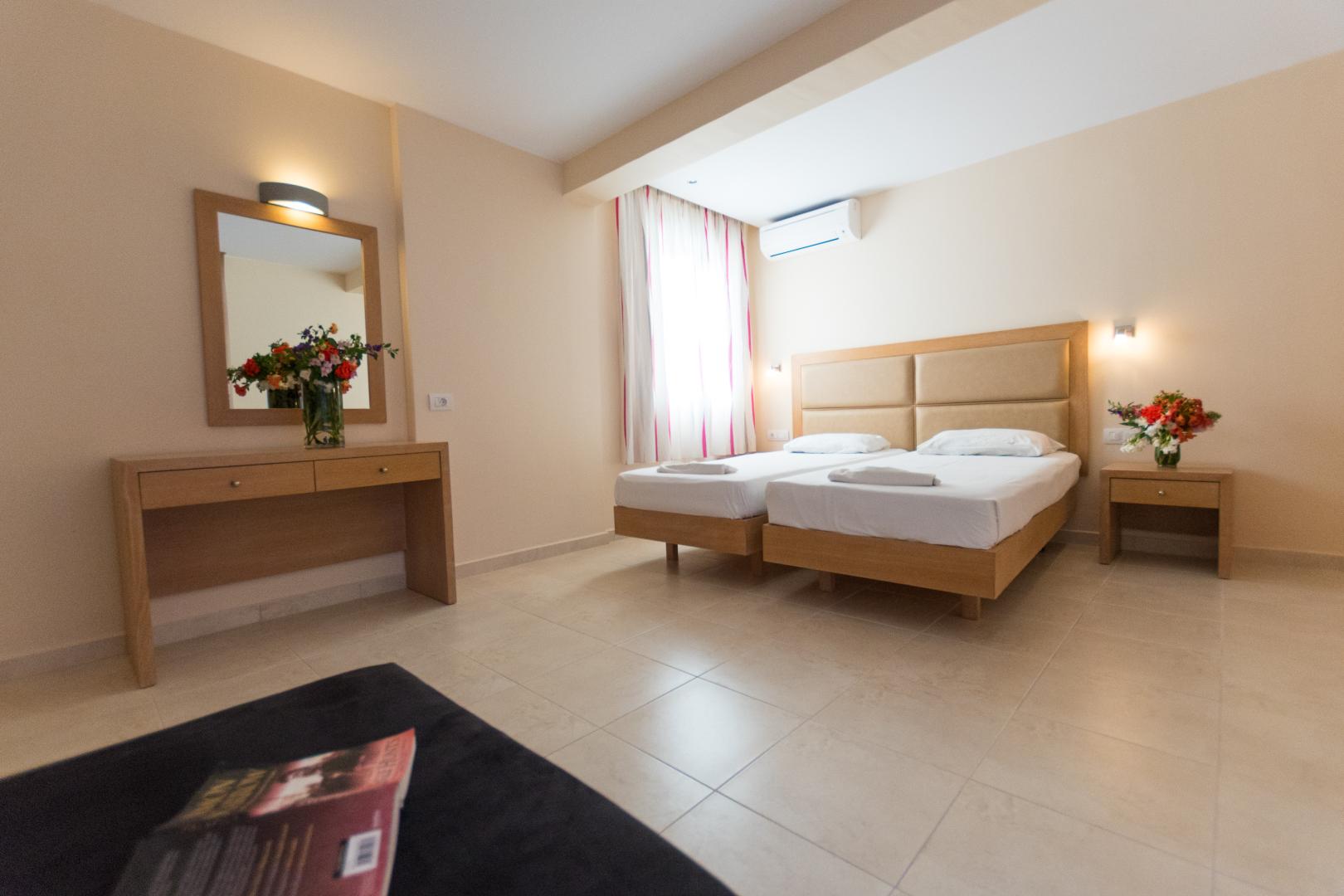 Amaryllis Beach Front Hotel foto 10