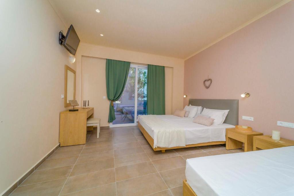 Amaryllis Beach Front Hotel foto 11