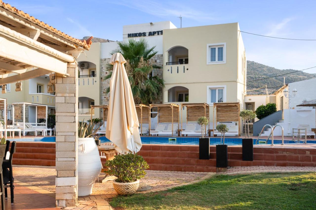 Nikos Apartments