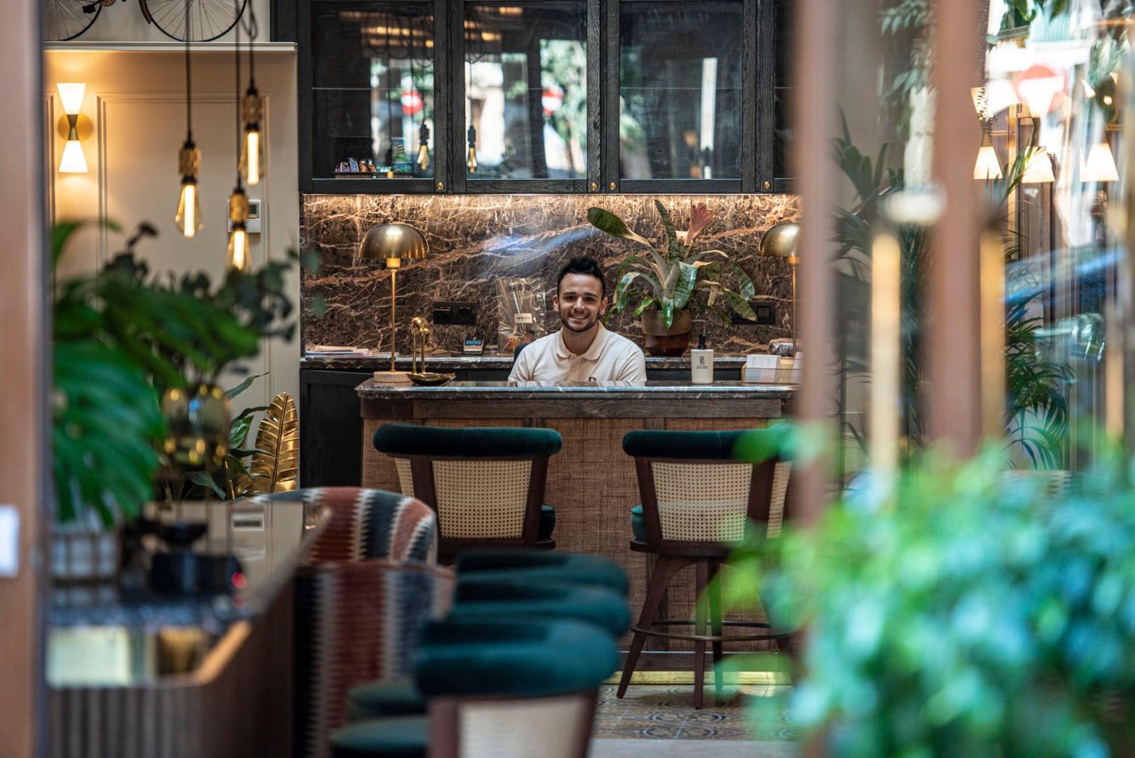 Restaurantterras buiten — Palma Suites