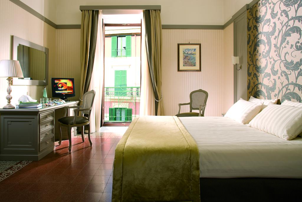 Grand Hotel Europa Palace image 1