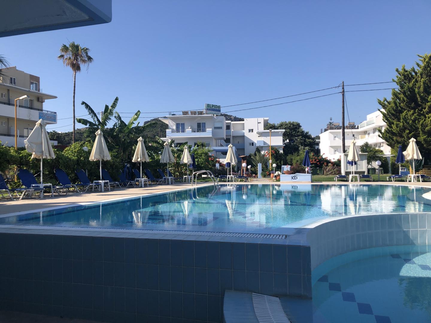 Elpida Beach Studios foto 9