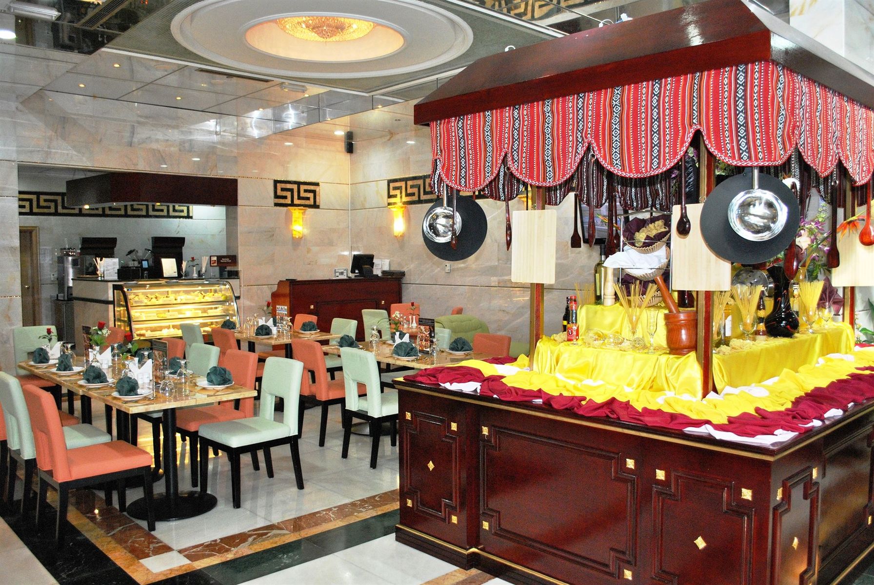 Golden Tulip Media Hotel foto 7