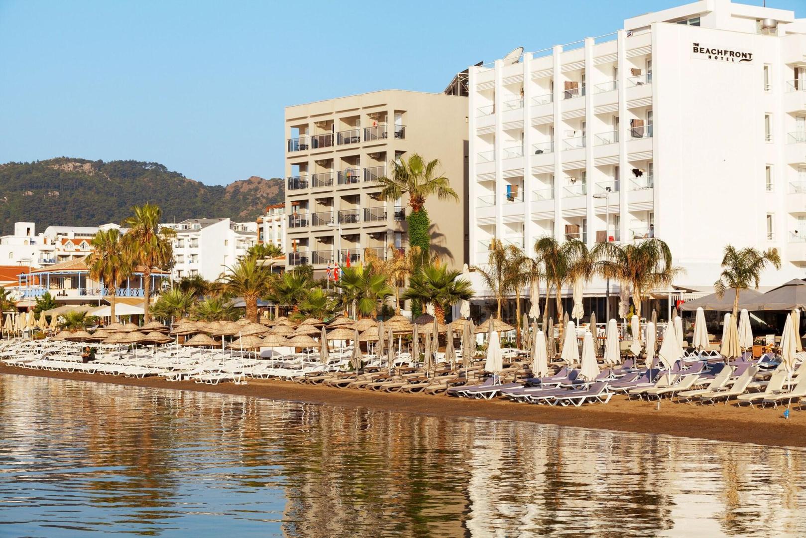 The Beachfront Hotel foto 16