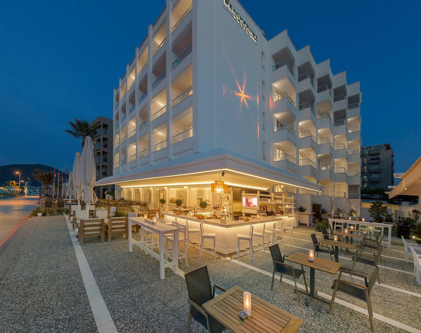 The Beachfront Hotel foto 25
