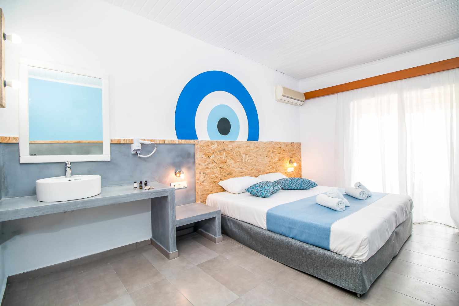 Tinas Plus Hotel foto 2