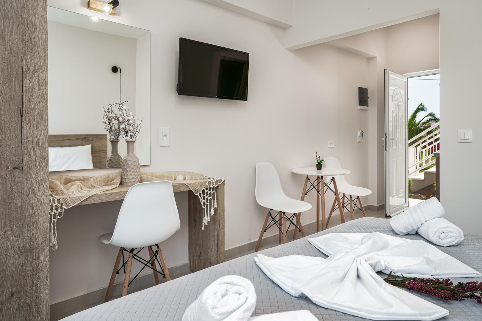 Antonis Apartments & Pool Bar foto 38