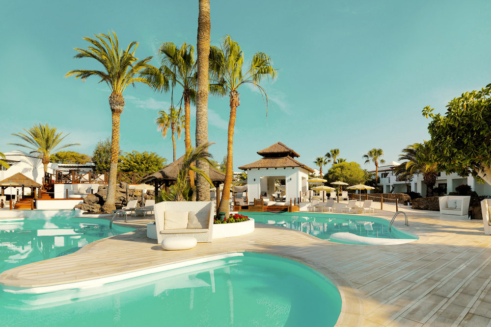 H10 White Suites image 0