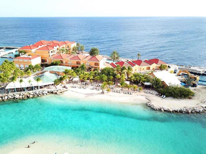 The Royal Sea Aquarium Resort.