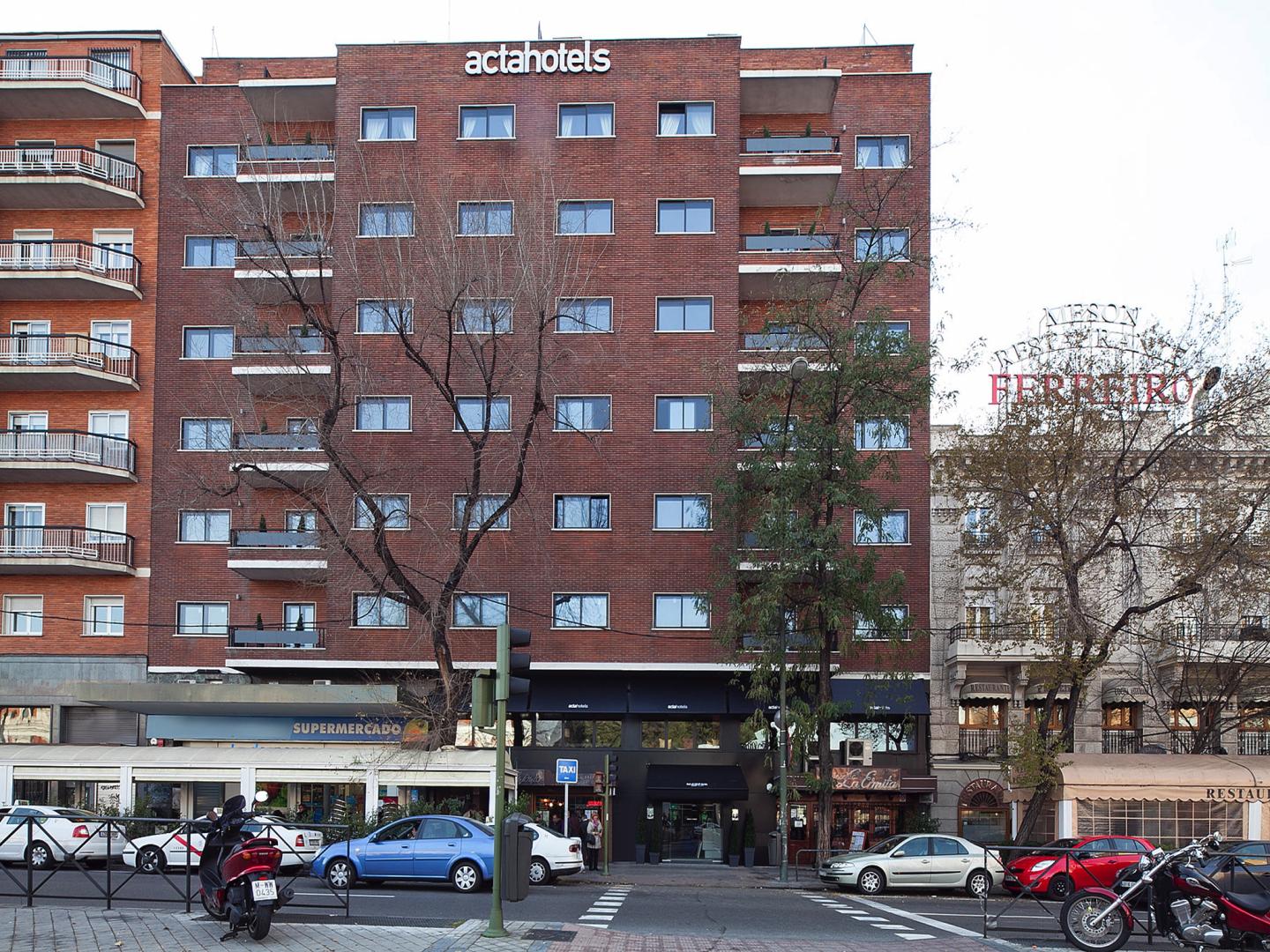 Main image