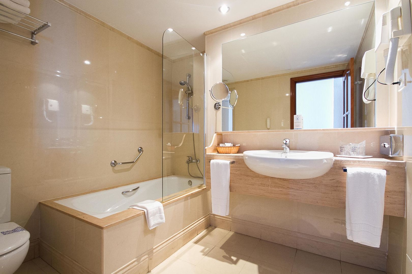 Hotel Lancelot Playa image 3