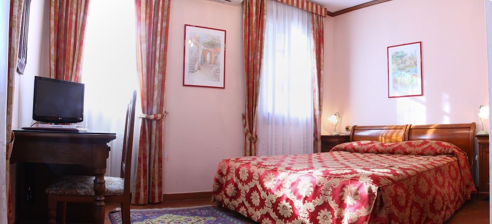 Villa Giustinian foto 42