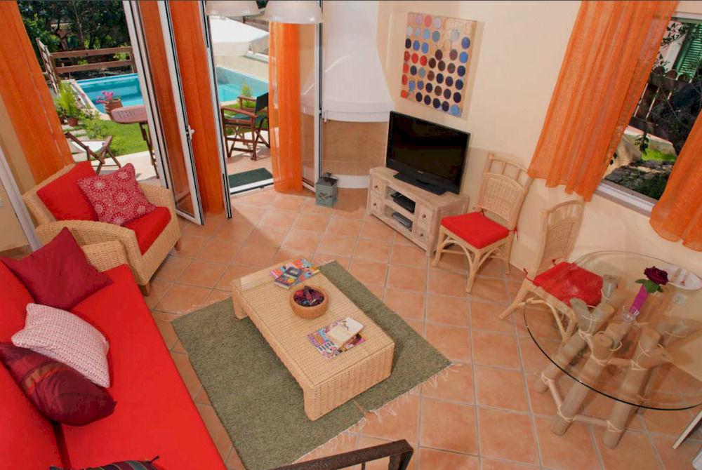 La Riviera Barbati Seaside Luxurious Apartments & Villas foto 2