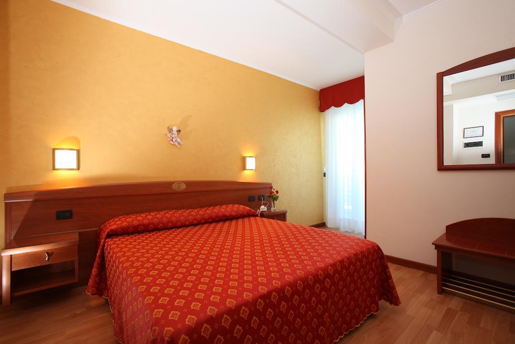 Hotel Helios image 1