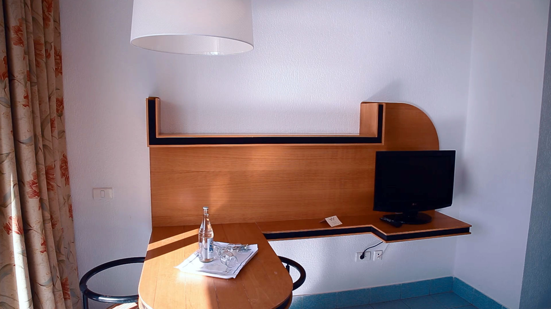 Plus Fariones Suite Hotel foto 26