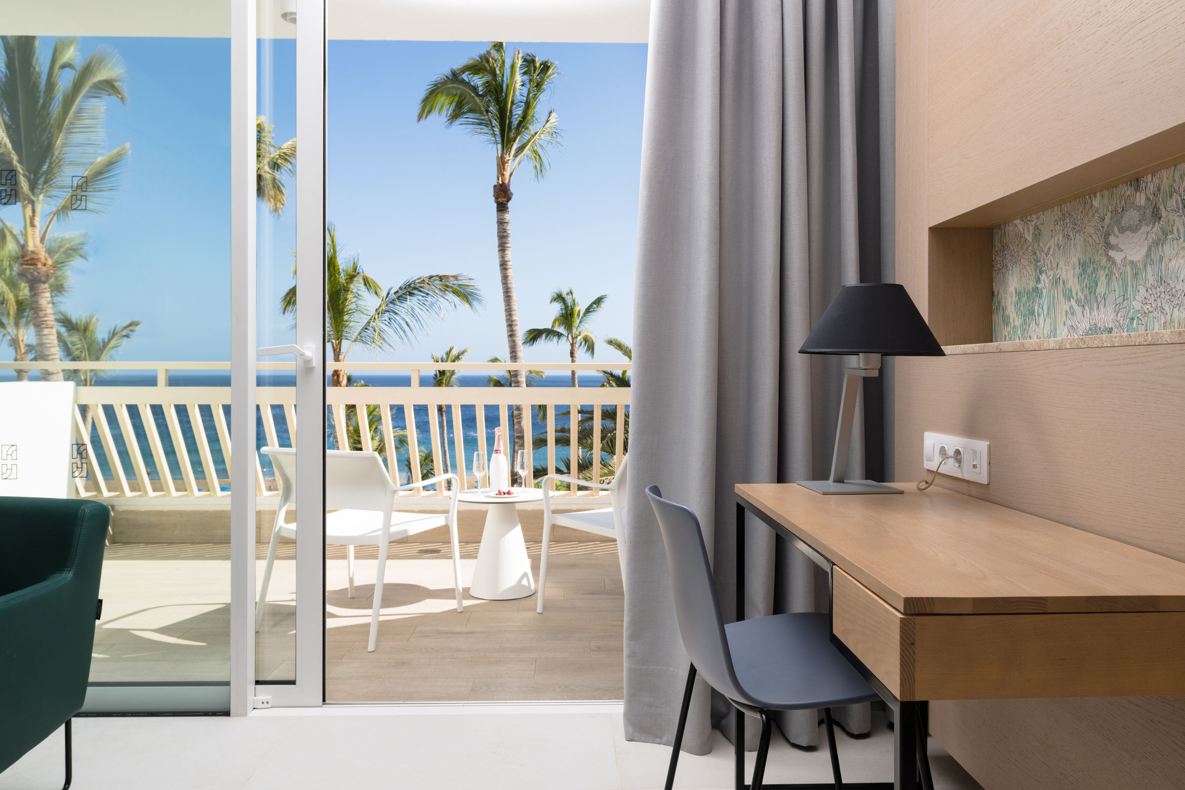 Plus Fariones Suite Hotel foto 101