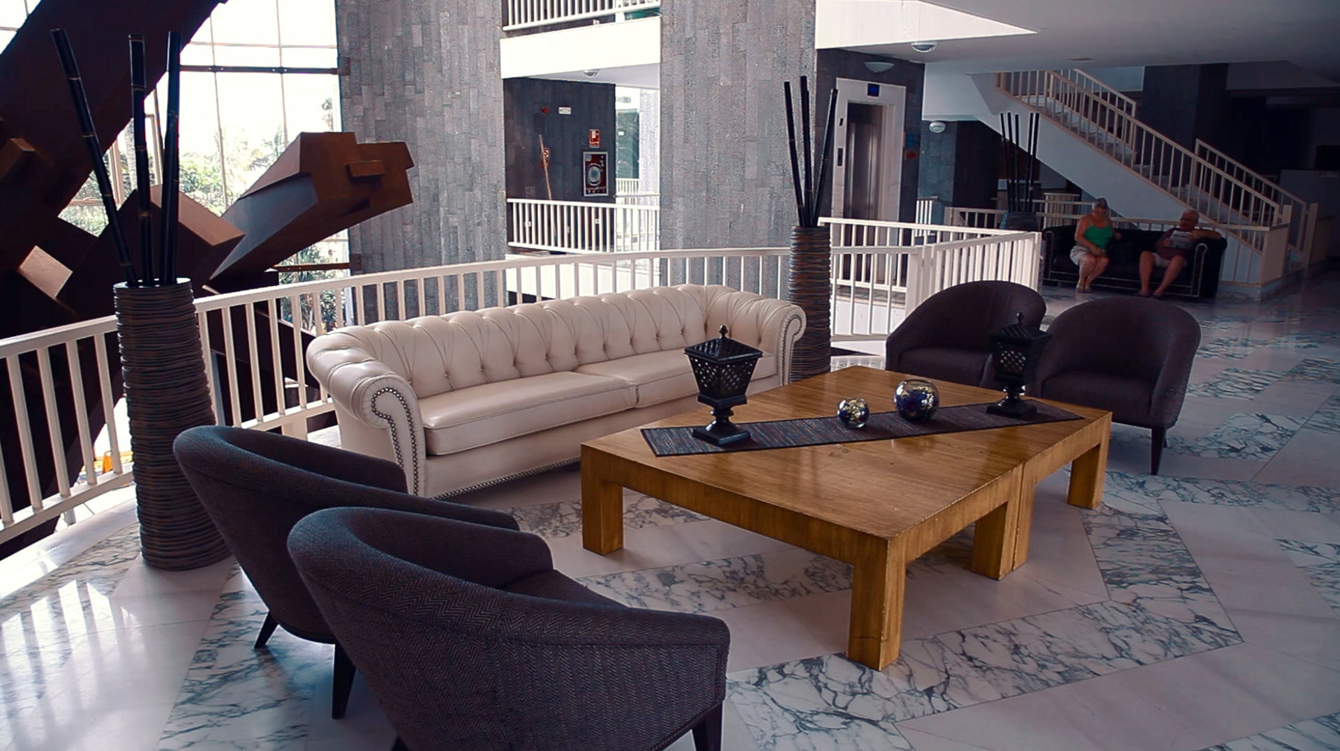 Plus Fariones Suite Hotel foto 32