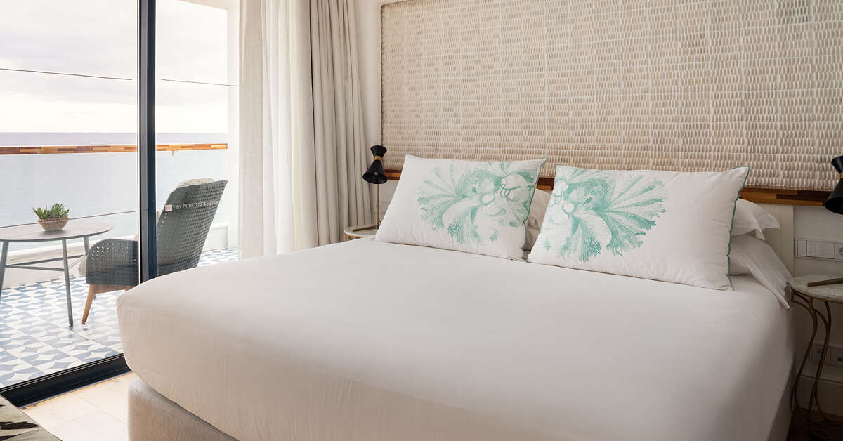 Plus Fariones Suite Hotel foto 15