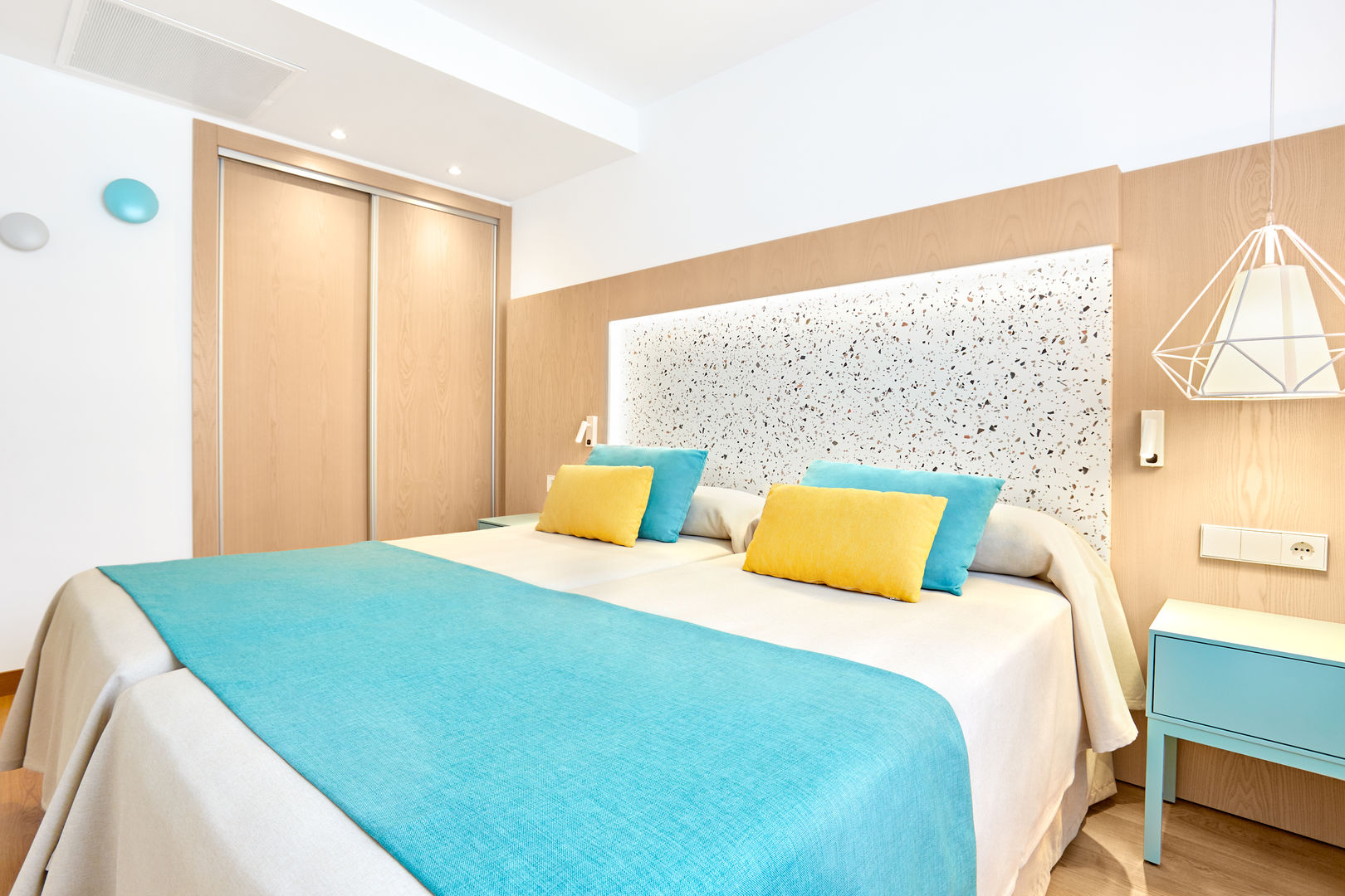 Universal Aparthotel Elisa image 1