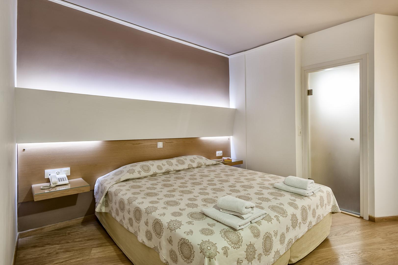 Kamer met tweepersoonsbed — Elina Hotel Apartments
