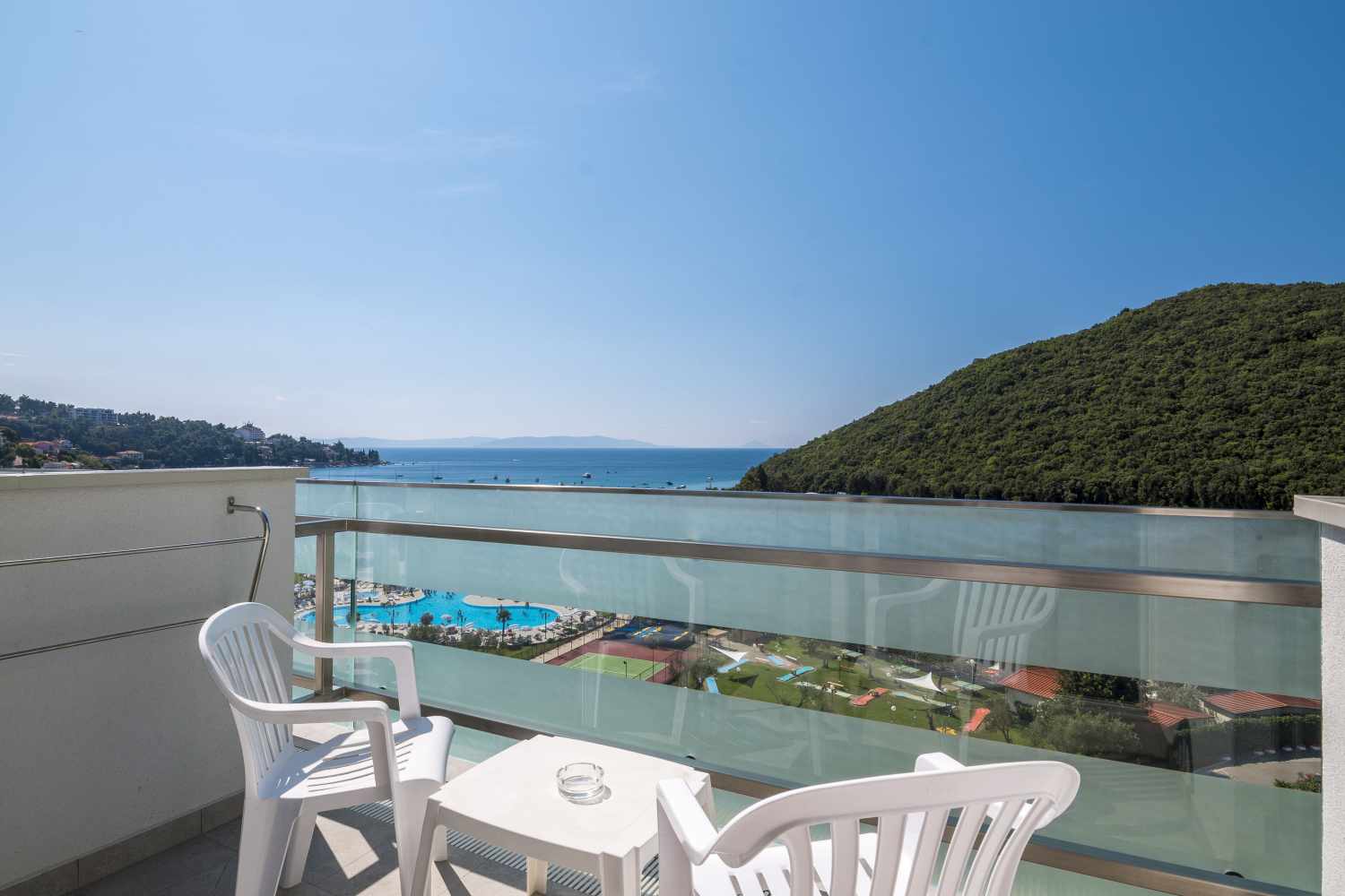 Hedera Hotel image 1