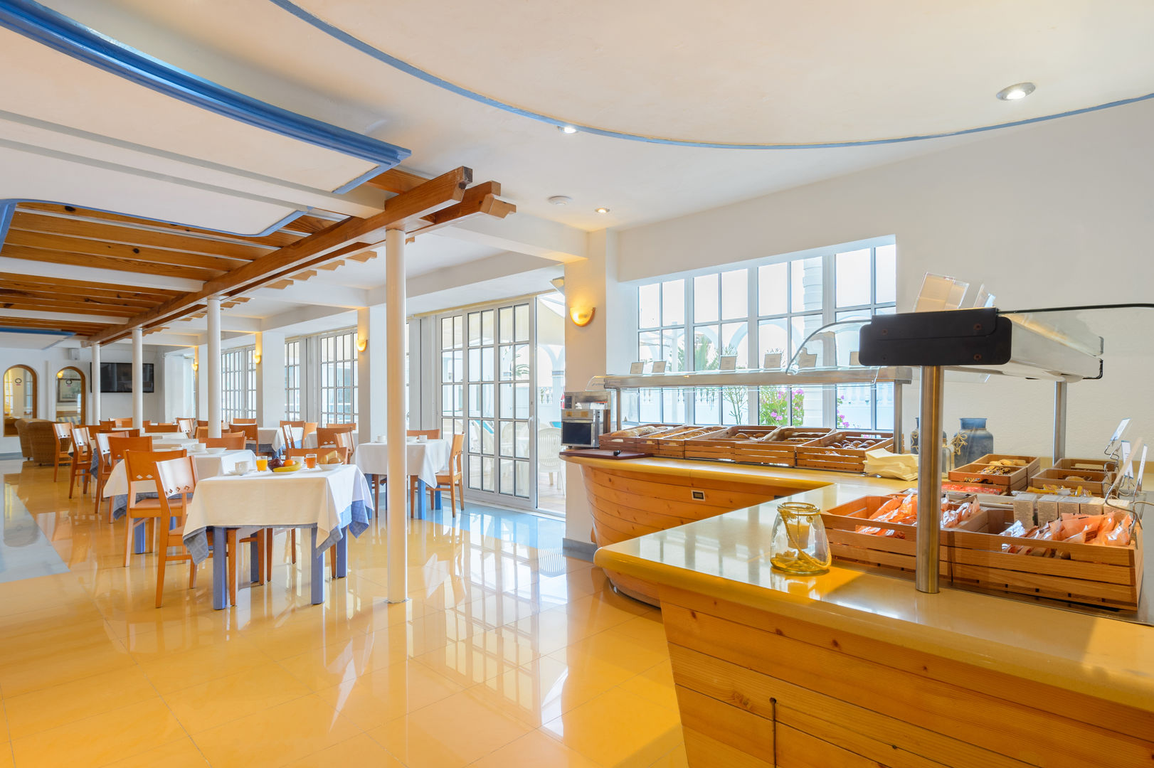 Aparthotel Vibra Lux Mar image 2