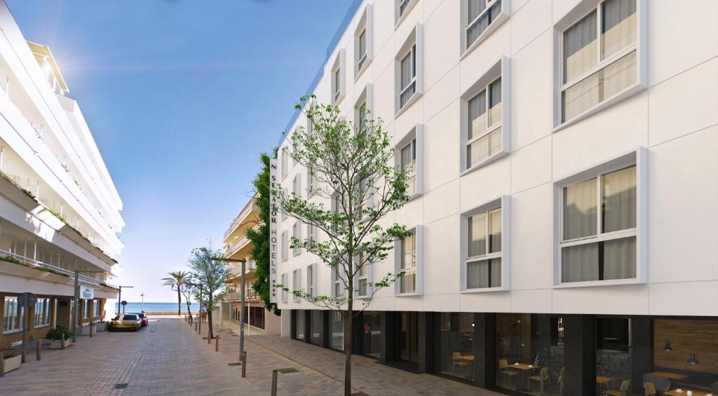 Senator Cala Millor Lifestyle Collection.