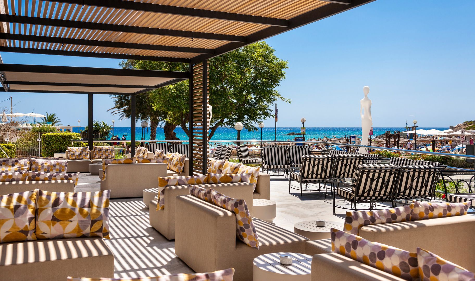 Hotel Serrano Palace image 2