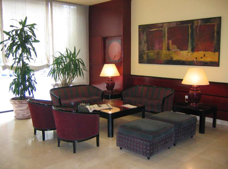 Glories Hotel image 1