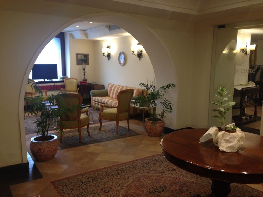 Real Orto Botanico image 3