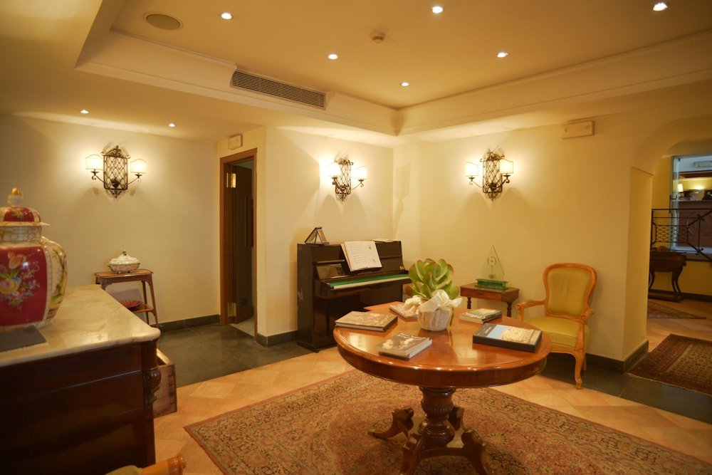 Real Orto Botanico image 0