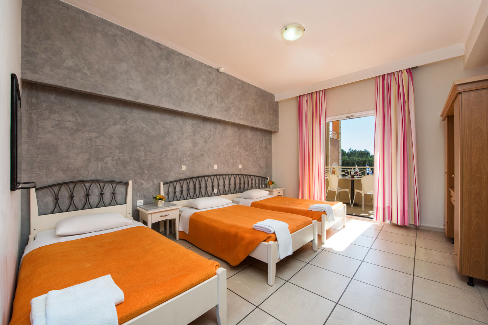 Kavos Plaza Hotel foto 8