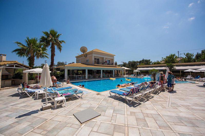 Kavos Plaza Hotel in Kávos - foto 2