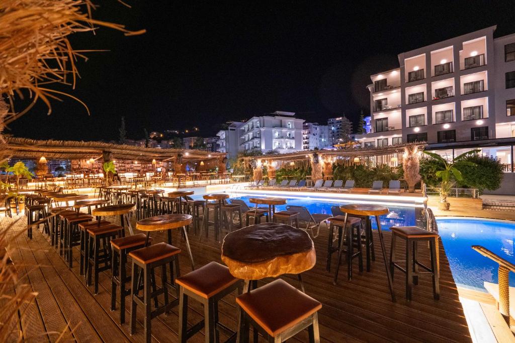 Hotel-promotiefoto — Grand Hotel Saranda