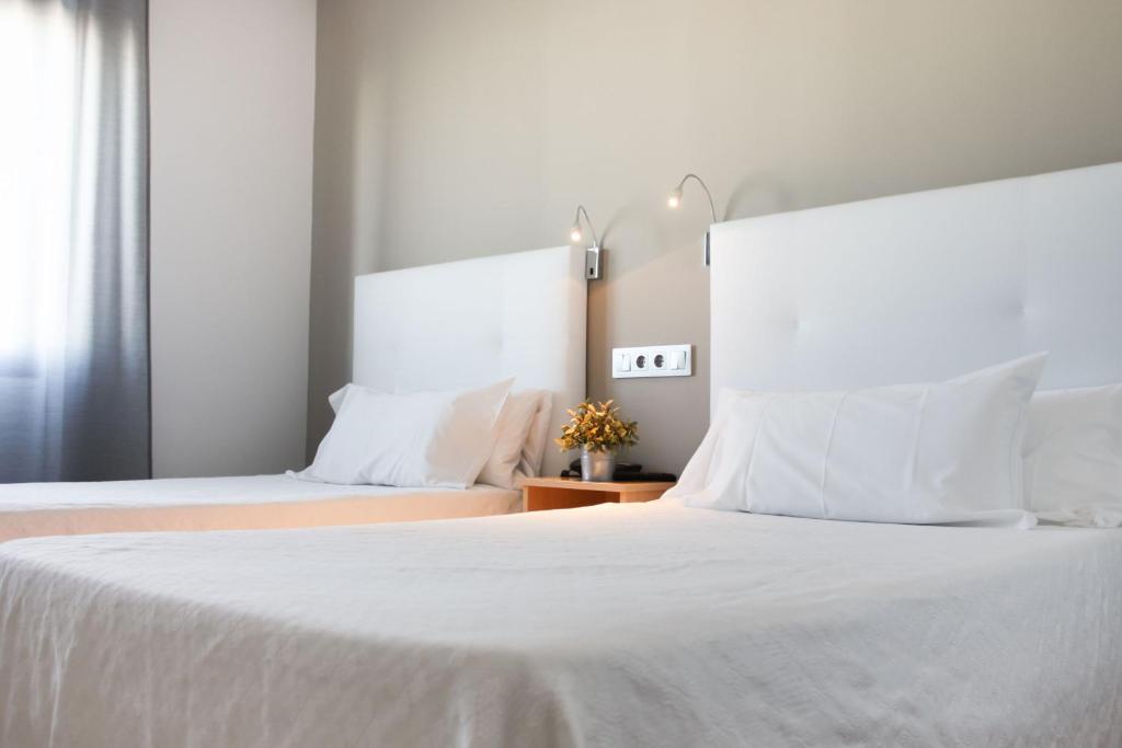 Hotel Castilla image 1