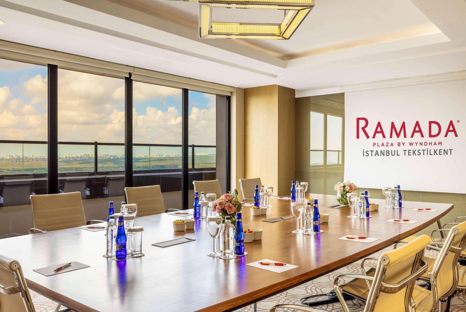Ramada Plaza by Wyndham Istanbul Tekstilkent foto 30