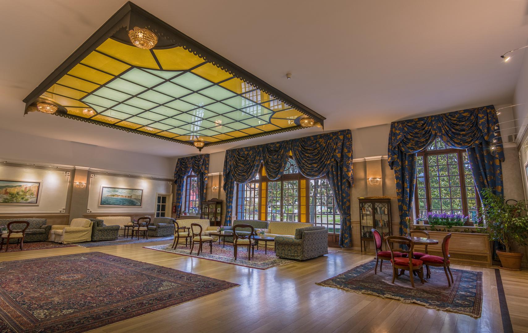 Grande Albergo image 1