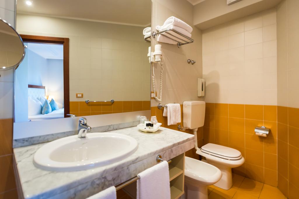 Mediterranee Family Hotel & Spa foto 6