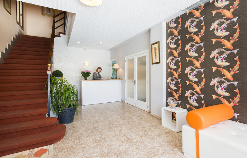 Neptuno Paguera Hostal
