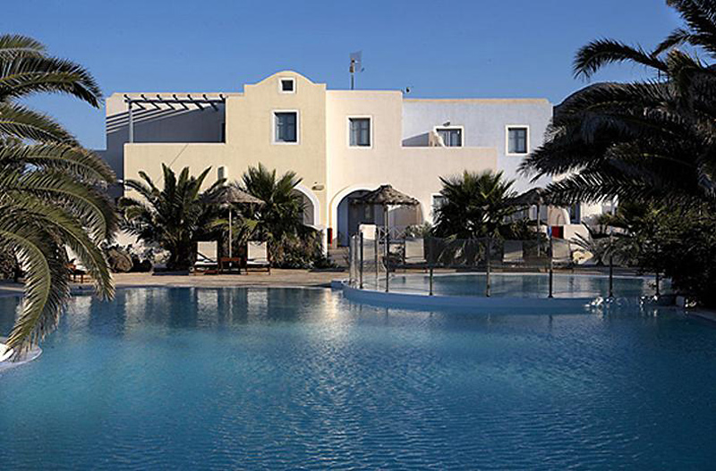 Atlantis Beach Villa image 0