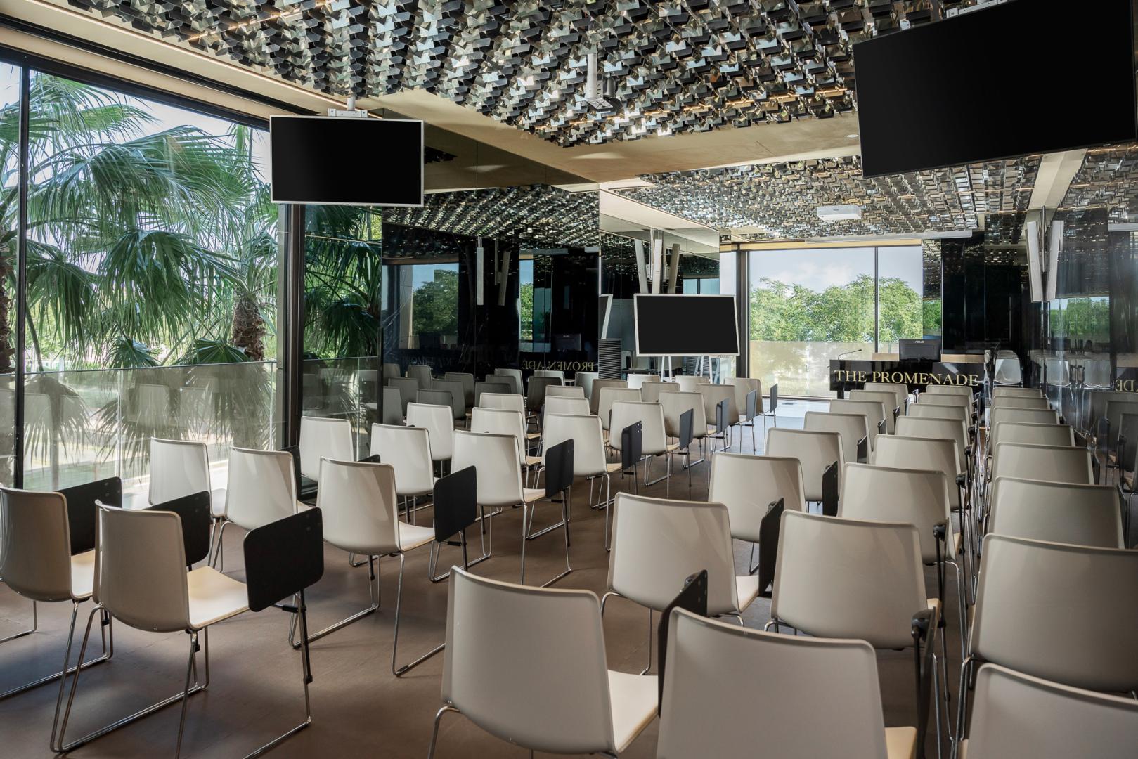 The Promenade Luxury Wellness Hotel foto 19