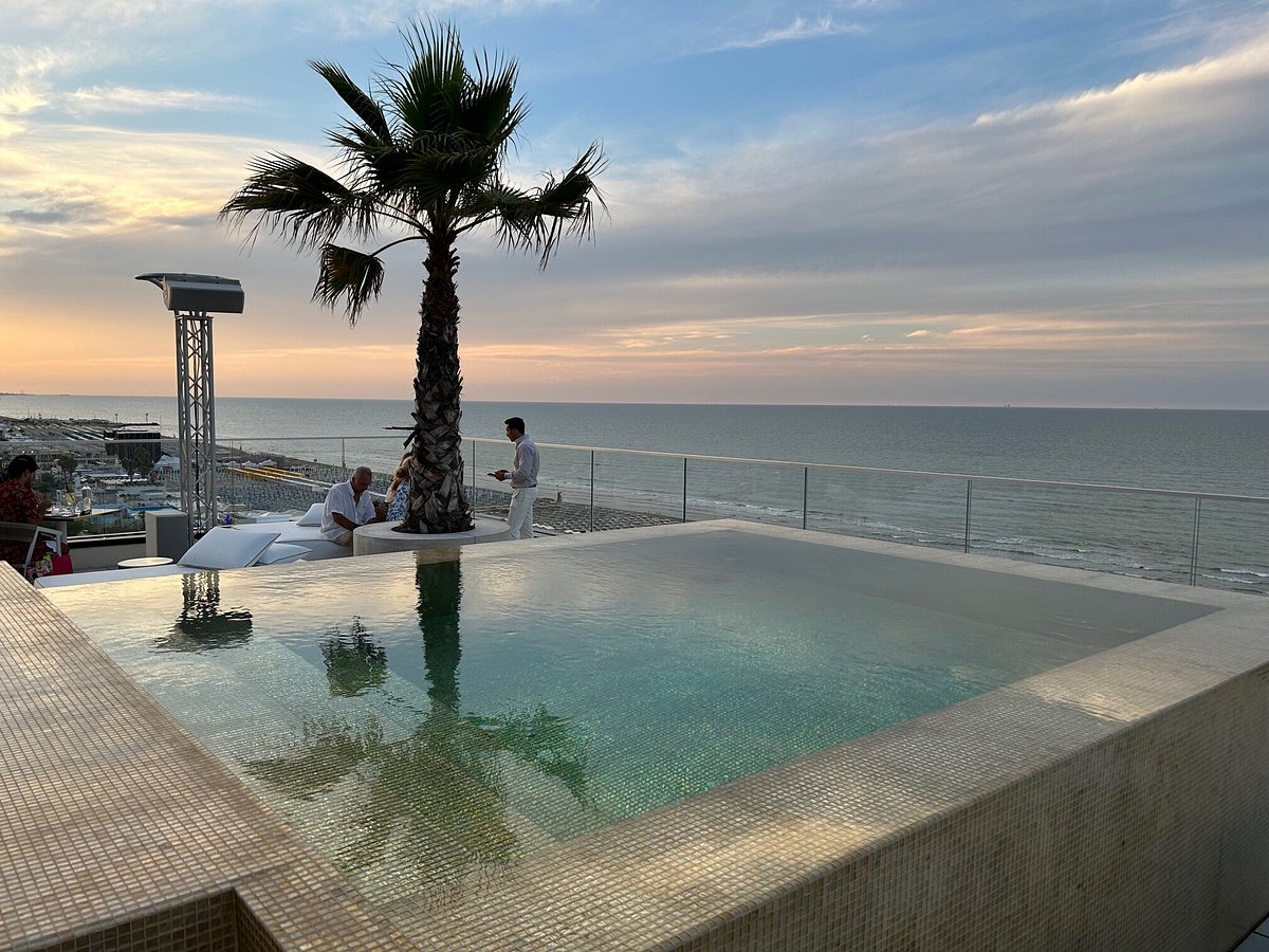 The Promenade Luxury Wellness Hotel foto 6