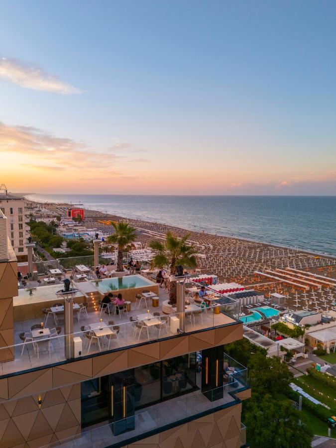 The Promenade Luxury Wellness Hotel foto 1